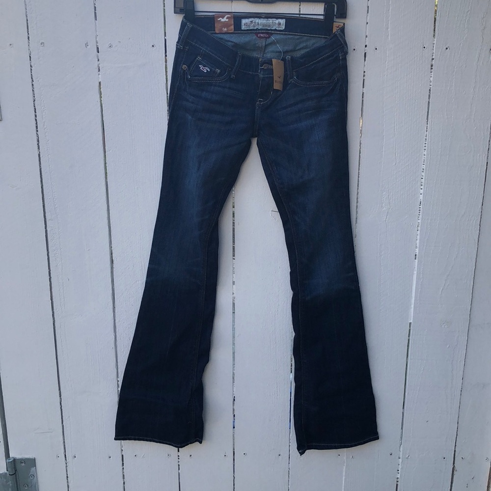 Hollister Cali Flare dark Wash Jeans